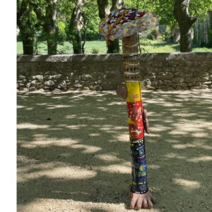 Totems Désirs Des Arts à Saoû