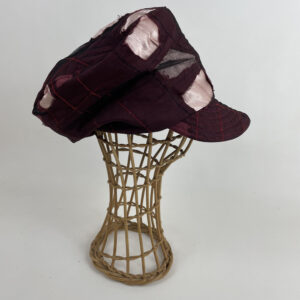 Casquette en coton et soie bordeaux et rose