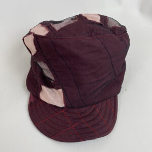 Casquette en coton et soie bordeaux et rose