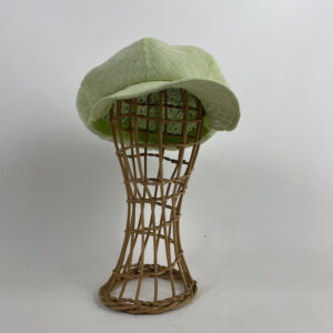 Casquette gavroche en lin vert clair