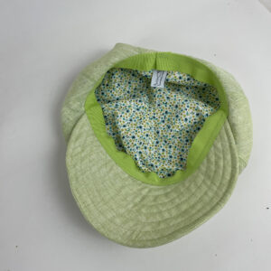 Casquette gavroche en lin vert clair