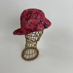 Chapeau de pluie rouge