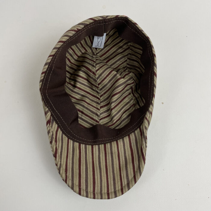 Casquette plate en coton rayé beige et bordeaux