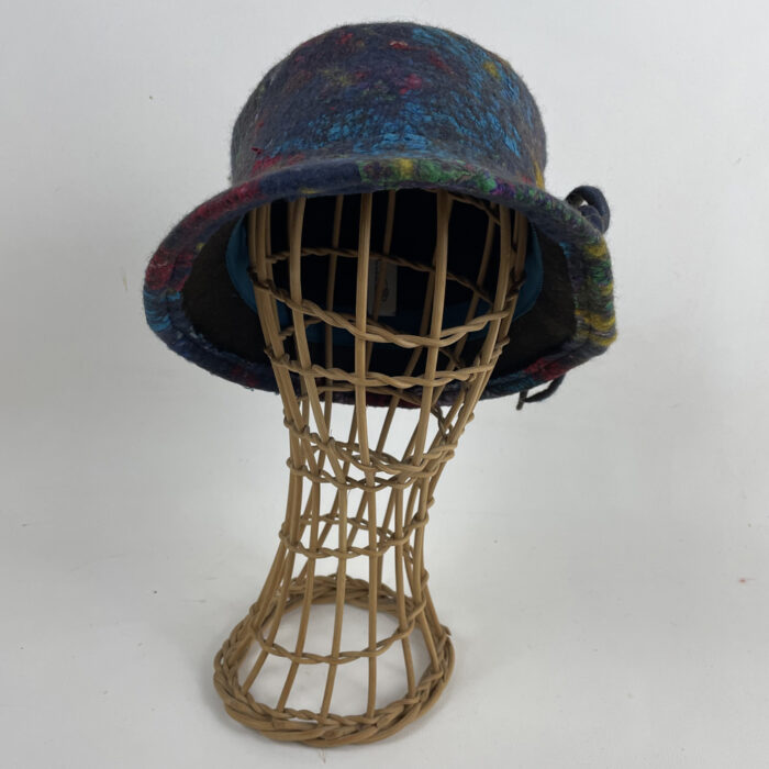 Chapeau cloche en feutre nuno bleu nuit