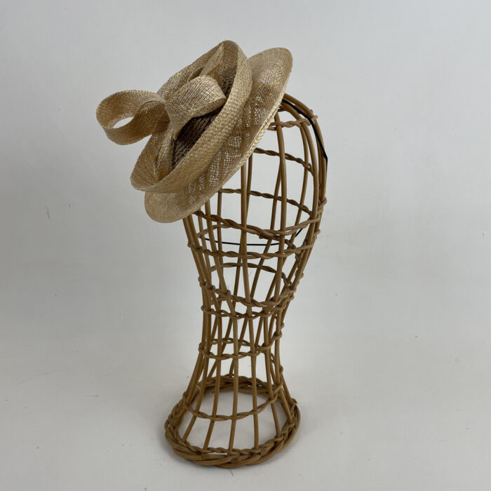 Bijoux de tête en sisal doré