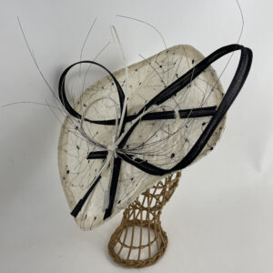 Bijoux de tête en fibres de sisal et buntal