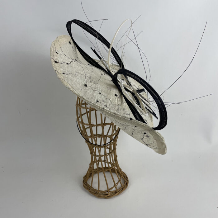 Bijoux de tête en fibres de sisal et buntal