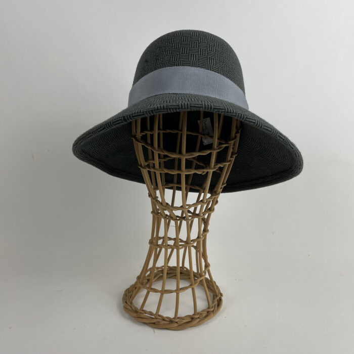 Chapeau en feutre de laine imprimé gris et noir