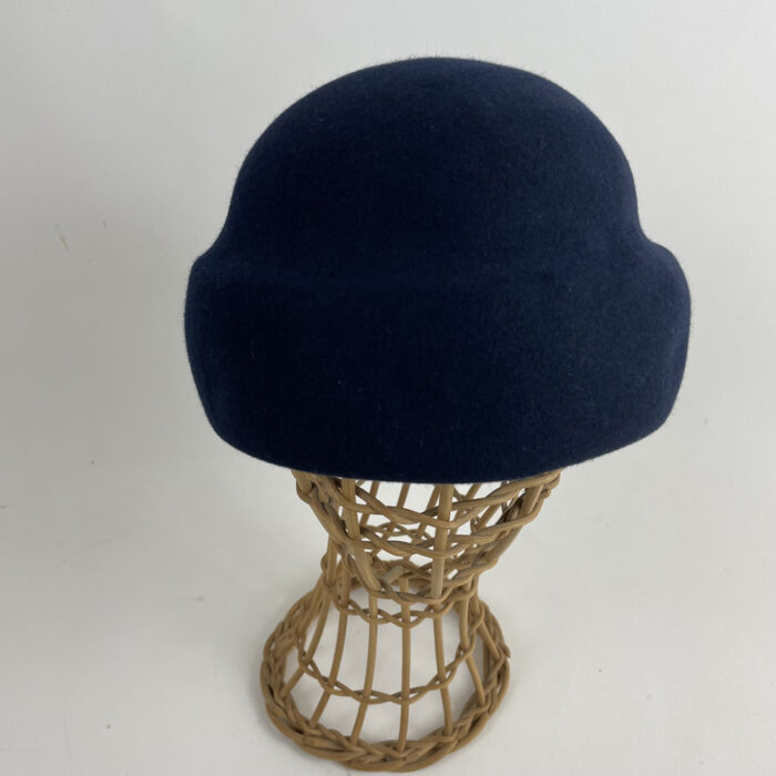 Bonnet de marin en feutre de laine bleu marine