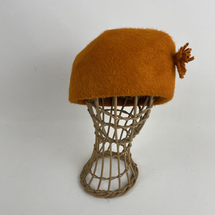 Béret en feutre flamand orange
