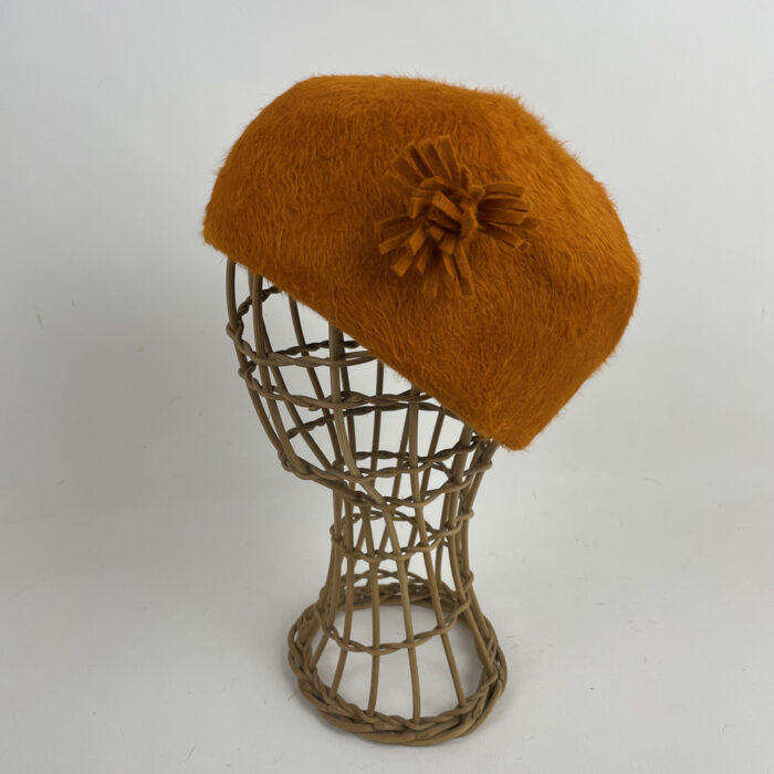 Béret en feutre flamand orange