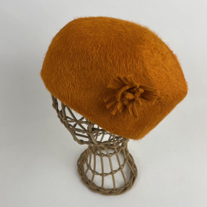 Béret en feutre flamand orange