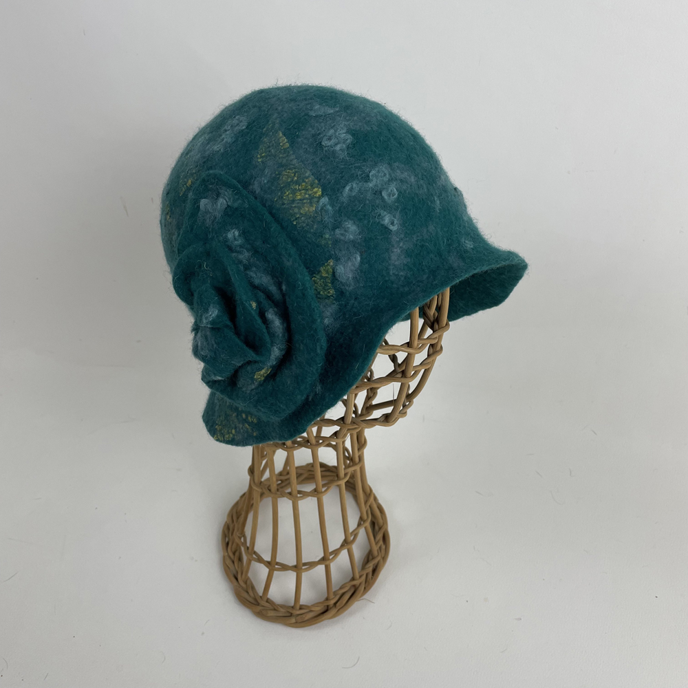 Cloche en feutre nuno vert canard