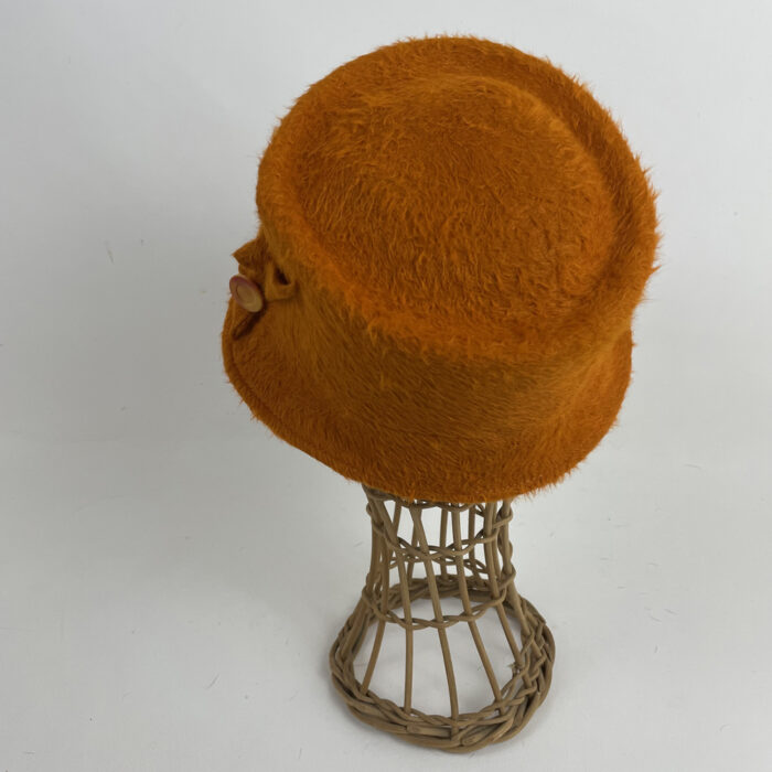 Cloche en feutre flamand orange
