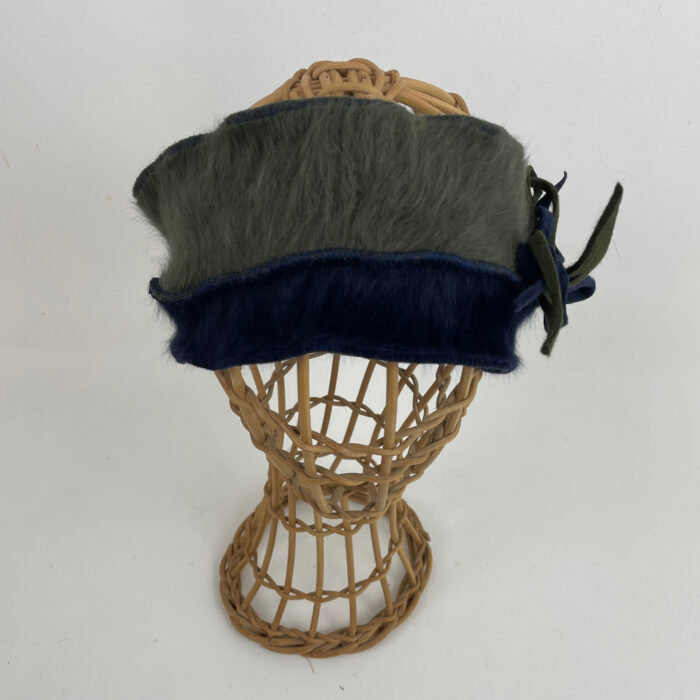 Bandeau tout doux en angora bleu marine et vert kaki