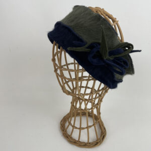 Bandeau tout doux en angora bleu marine et vert kaki