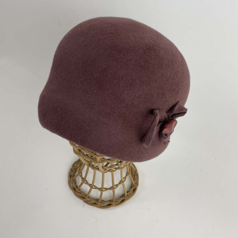 Cloche en feutre taupé marron glacé