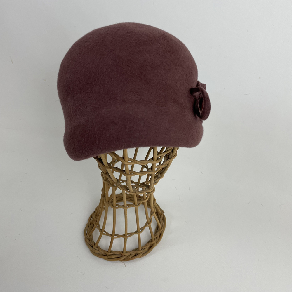 Cloche en feutre taupé marron glacé