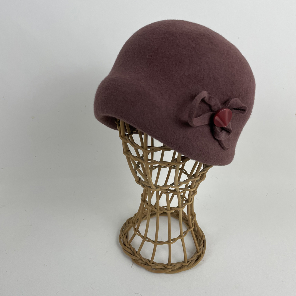 Cloche en feutre taupé marron glacé