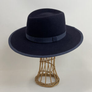 Fedora en feutre de laine bleu marine