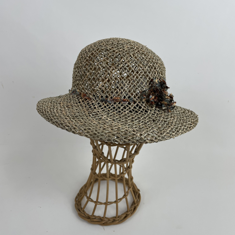 Chapeau de paille en jonc de mer