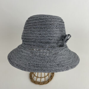 Chapeau de paille en raphia ligaturé