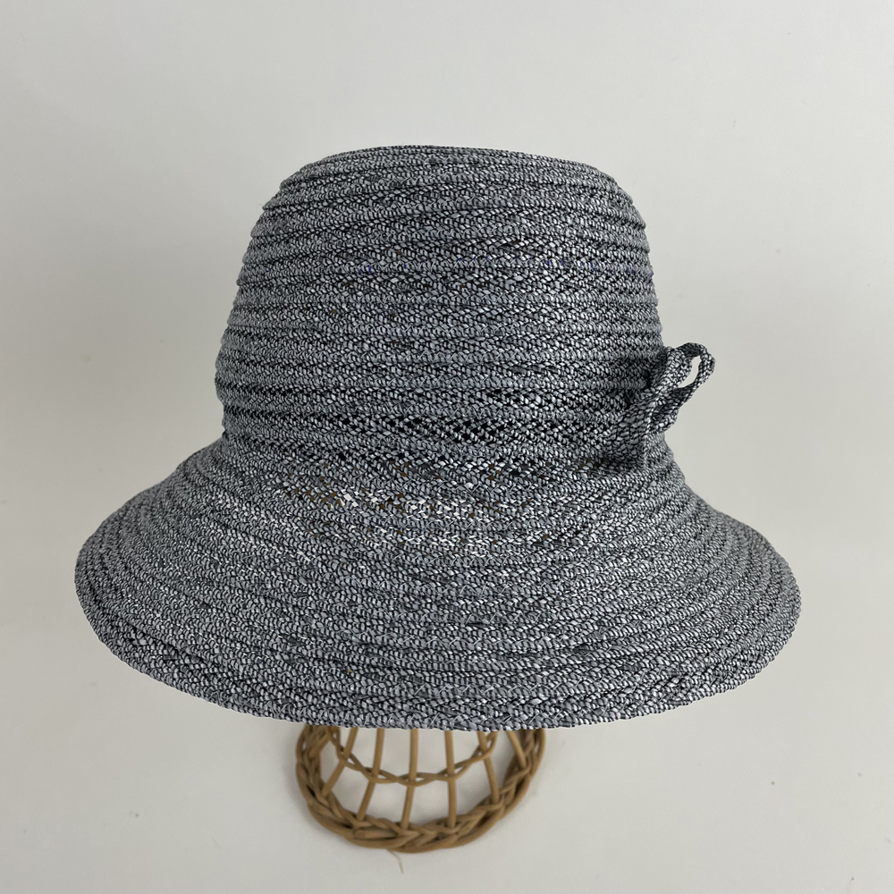 Chapeau de paille en raphia ligaturé