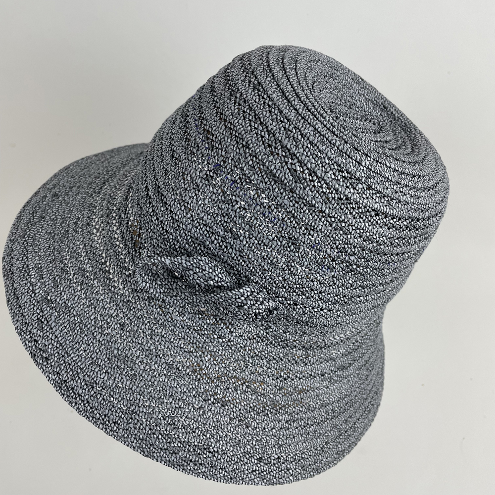 Chapeau de paille en raphia ligaturé