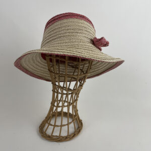 Chapeau de paille en raphia ligaturé