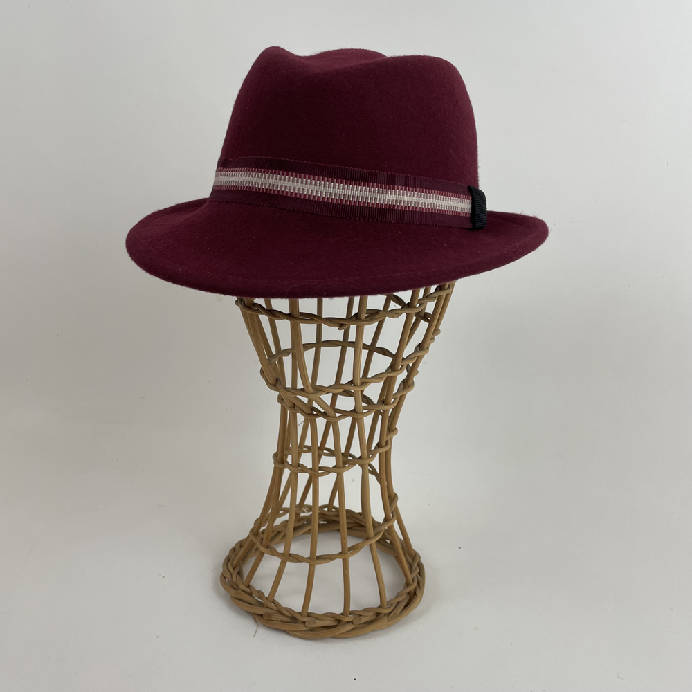 Trilby en feutre de laine bordeaux intérieur noir