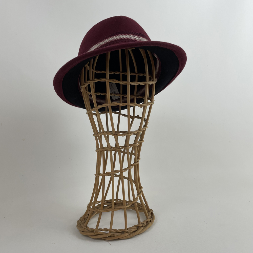 Trilby en feutre de laine bordeaux intérieur noir