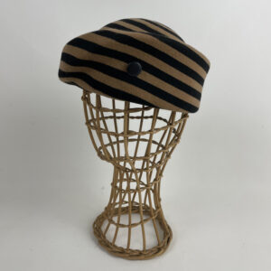 Toque en feutre de laine bicolore beige et noir