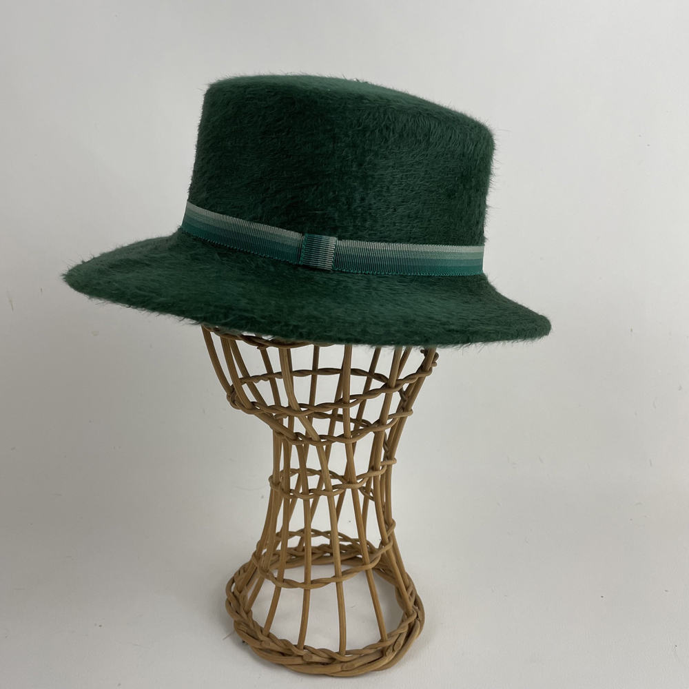 Canotier en feutre vert bouteille