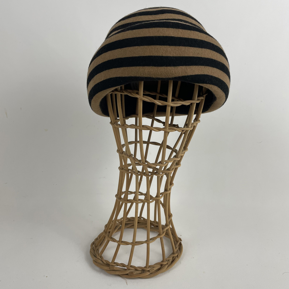 Bonnet de marin bicolore en feutre de laine