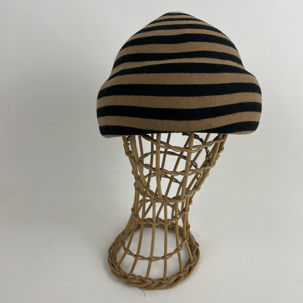Bonnet de marin bicolore en feutre de laine