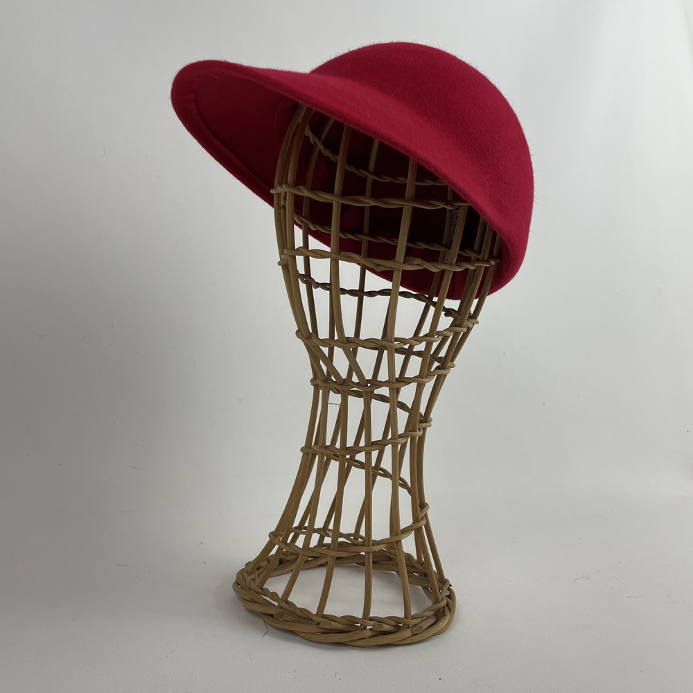 Casquette rouge en feutre de lapin