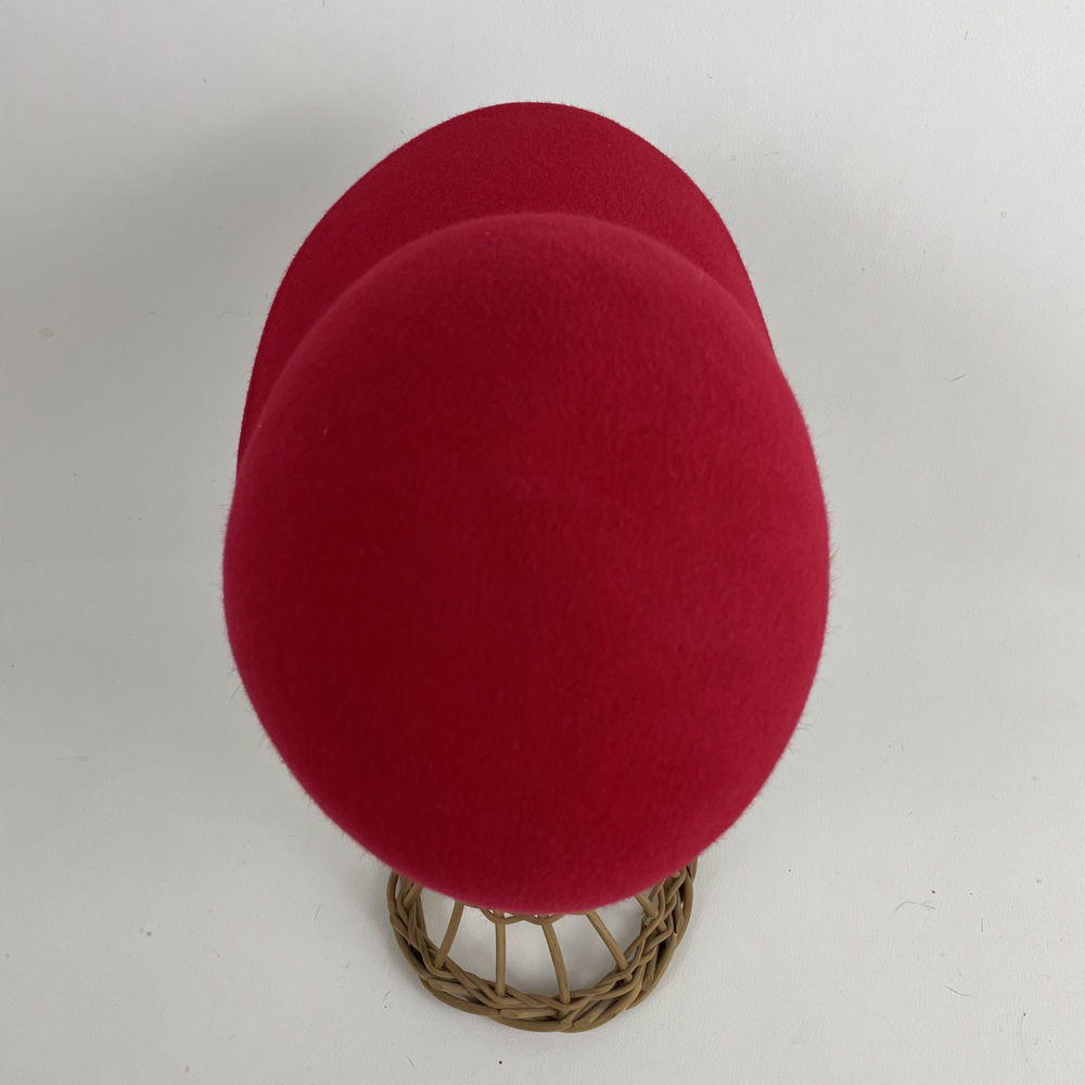Casquette rouge en feutre de lapin